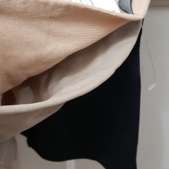 NWT Skinnygirl 3Pk Shapewear; Szs M & L. Tan/Nu/Blk; Tames Your Tummy.$35 Each. - Picture 10 of 15